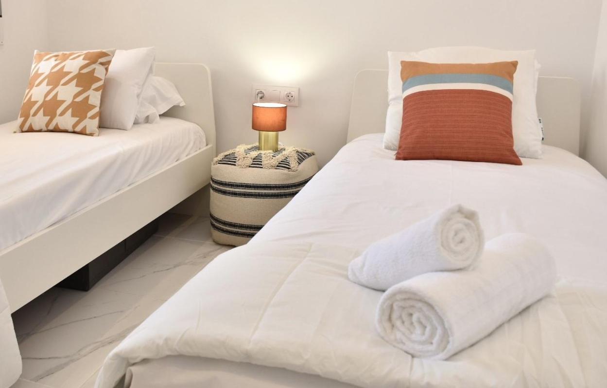 Myflats Deluxe Seafront Διαμέρισμα Arenales del Sol Εξωτερικό φωτογραφία